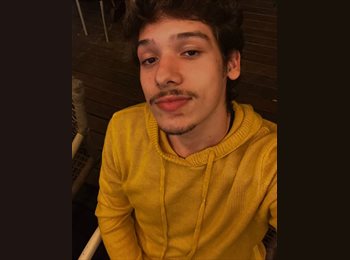 Roomgo BR - Nícolas - 18 - Vitória