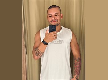 Roomgo BR - Jackson - 29 - Florianópolis