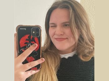 Roomgo BR - Clara - 19 - Porto Alegre