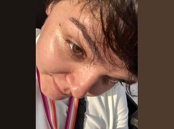 Roomgo BR - Katarina FARIAS - 25 - Vitória