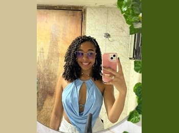 Roomgo BR - Anna - 19 - Niterói