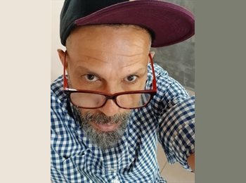 Roomgo BR - Helder - 50 - Londrina