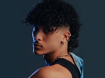 Roomgo BR - Lara - 18 - Recife