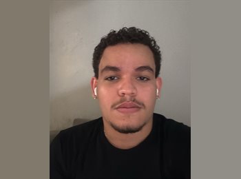 Roomgo BR - Marcos Roberth - 19 - Liberdade