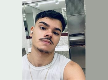 Roomgo BR - Pedro - 18 - Curitiba