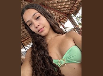 Roomgo BR - Cris - 21 - Fortaleza