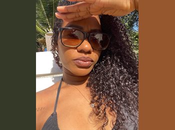 Roomgo BR - Isaiana - 38 - Salvador