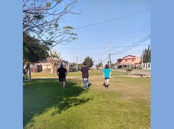 Roomgo BR - Carlos Eduardo - 19 - Porto Alegre