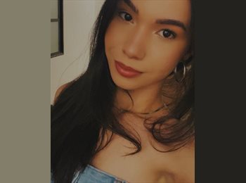 Roomgo BR - Caroline - 20 - Curitiba