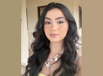 Roomgo BR - Helena - 22 - Florianópolis