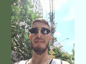 Roomgo BR - Yuri - 37 - Liberdade