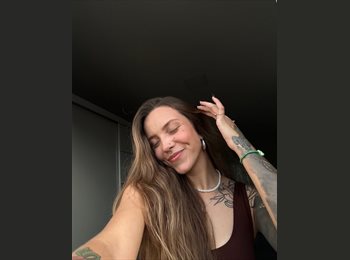 Roomgo BR - Joana Soliman  - 26 - Florianópolis