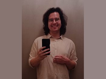 Roomgo BR - Brian - 24 - Florianópolis