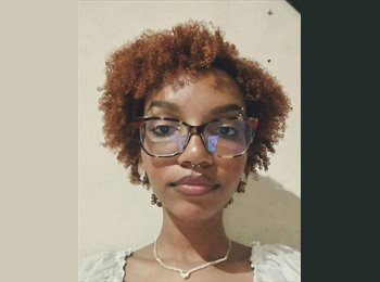 Roomgo BR - Juliana - 18 - Niterói