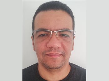 Roomgo BR - Dagoberto - 42 - Brasília