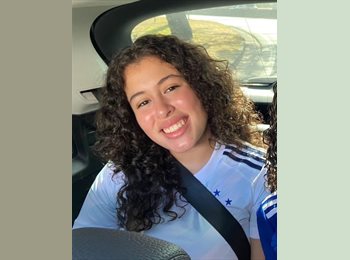 Roomgo BR - Ivy Albis Marques  - 19 - Salvador