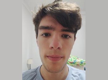 Roomgo BR - Felipe - 18 - Florianópolis