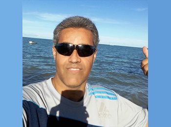 Roomgo BR - Lucas - 52 - Curitiba