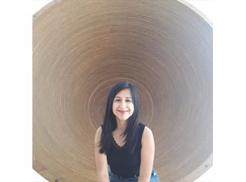 Roomgo BR - Carolina - 32 - Florianópolis