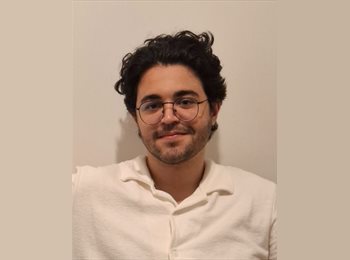 Roomgo BR - João Lázaro Ribeiro Caixeta  - 22 - Perdizes