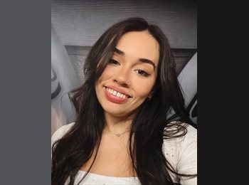 Roomgo BR - Carla Eduarda - 31 - Liberdade