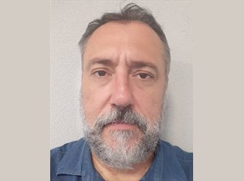 Roomgo BR - Silvio - 52 - Liberdade