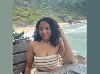 Roomgo BR - Camille - 22 - Rio de Janeiro RJ