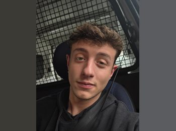 Roomgo BR - Mateus - 21 - Liberdade