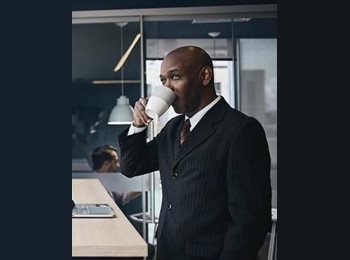 Roomgo BR - Logan - 31 - Florianópolis