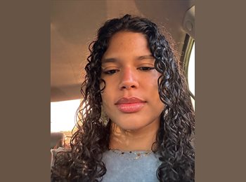 Roomgo BR - Letícia  - 22 - Butantã