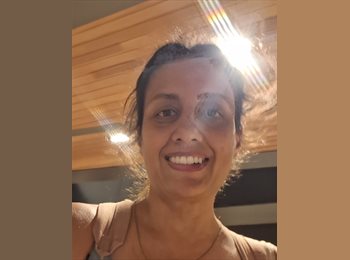 Roomgo BR - Patrícia - 44 - Liberdade