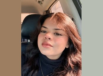 Roomgo BR - Gabrielle - 20 - Curitiba