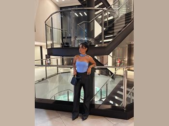 Roomgo BR - Thais  - 25 - Rio de Janeiro RJ