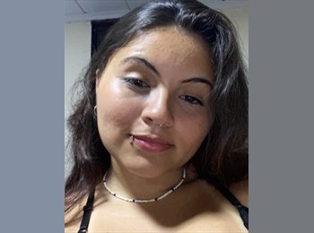 Roomgo BR - Ana Carolina  - 18 - Vitória