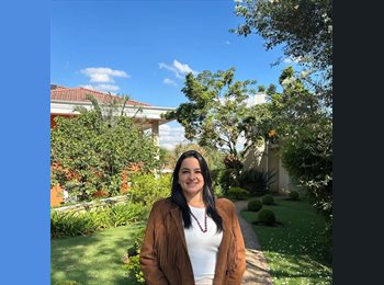 Roomgo BR - Pamela - 18 - Carapicuíba