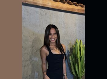 Roomgo BR - Amanda - 21 - Curitiba