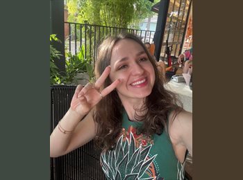 Roomgo BR - Maria Vitória  - 24 - Curitiba