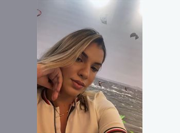 Roomgo BR - Karoline  - 26 - Fortaleza