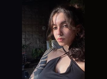 Roomgo BR - Luisa - 20 - Salvador