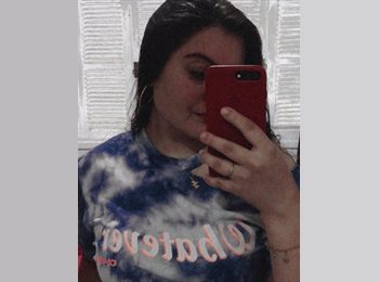 Roomgo BR - Juliana Ferreira  - 22 - Porto Alegre