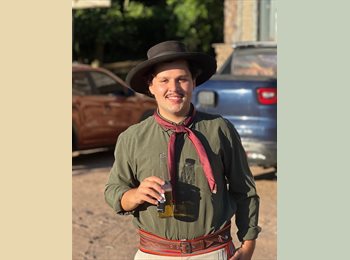 Roomgo BR - Murilo Kenes  - 19 - Porto Alegre