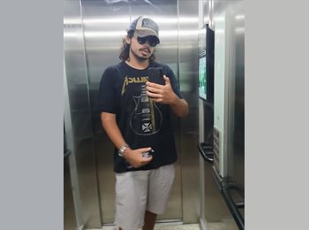 Roomgo BR - Adriano - 18 - Porto Alegre