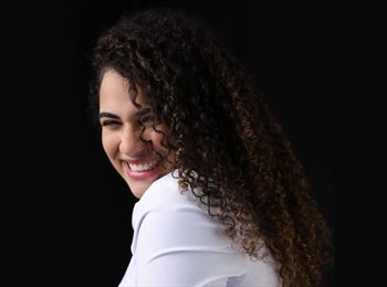 Roomgo BR - Gabriela - 21 - Salvador