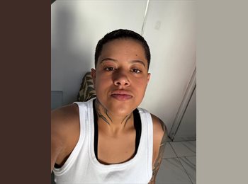 Roomgo BR - Nicoly - 19 - São Vicente