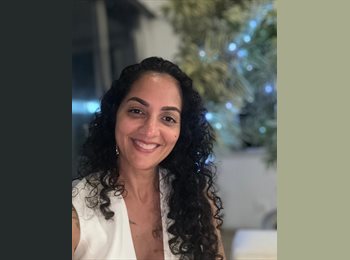 Roomgo BR - Vívian  - 41 - Ipanema