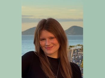 Roomgo BR - Ana Helena Guerra - 21 - Florianópolis