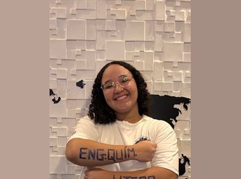 Roomgo BR - Yanne Moreira Pereira - 18 - Fortaleza