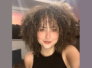 Roomgo BR - Lorrayne - 26 - Rio de Janeiro RJ