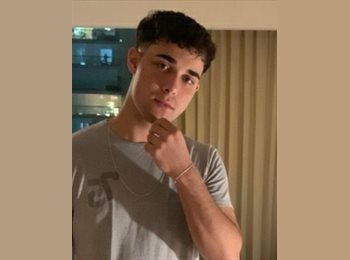 Roomgo BR - Cauan Melo - 19 - Curitiba