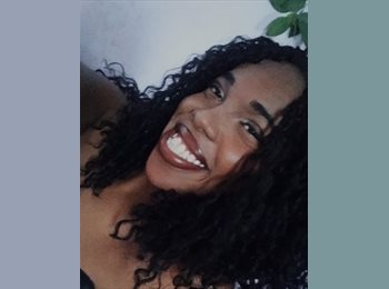 Roomgo BR - Melany - 21 - Santana